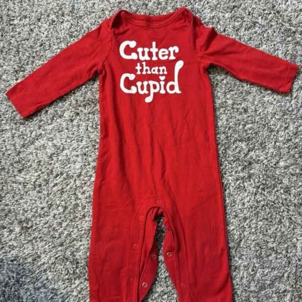 Cat & Jack Baby Valentine Romper “Cuter Than Cupid” Red 12M Long Sleeve